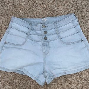 Aeropostale light wash high waisted shorts